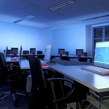 Commundo Tagungshotel Szálloda Ismaning